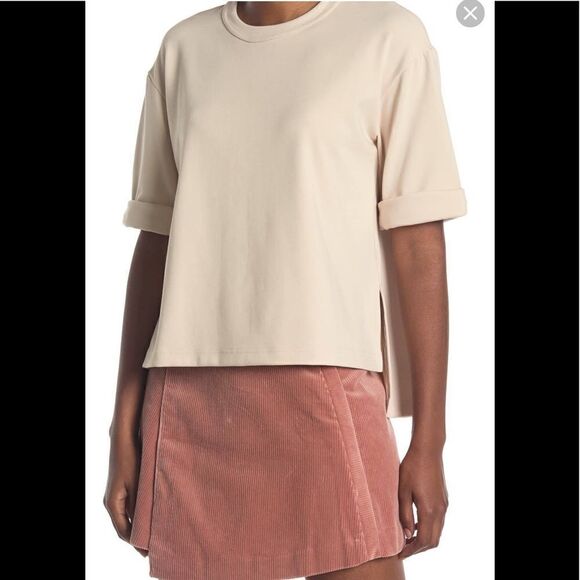 CLUB MONACO
Side Slit Top With Hi-Lo Hem/ Black - Picture 2 of 6